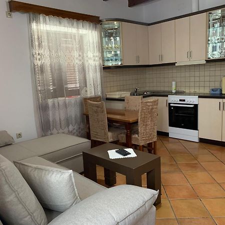 Nomad House-Entire House At Your Disposal,4 Guests Berat Extérieur photo
