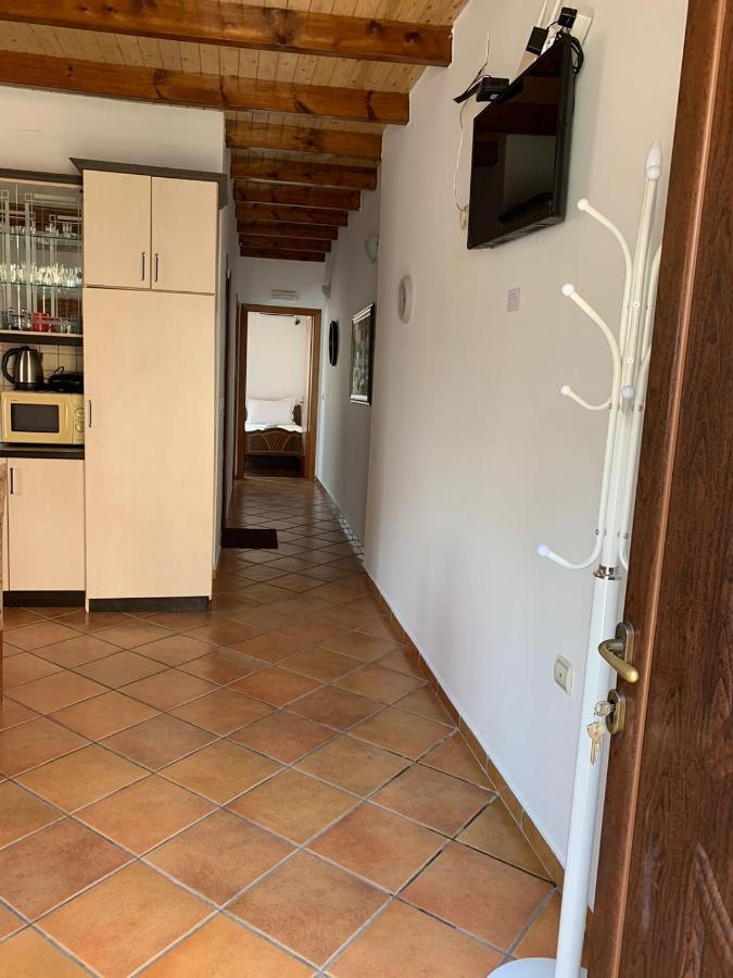 Nomad House-Entire House At Your Disposal,4 Guests Berat Extérieur photo